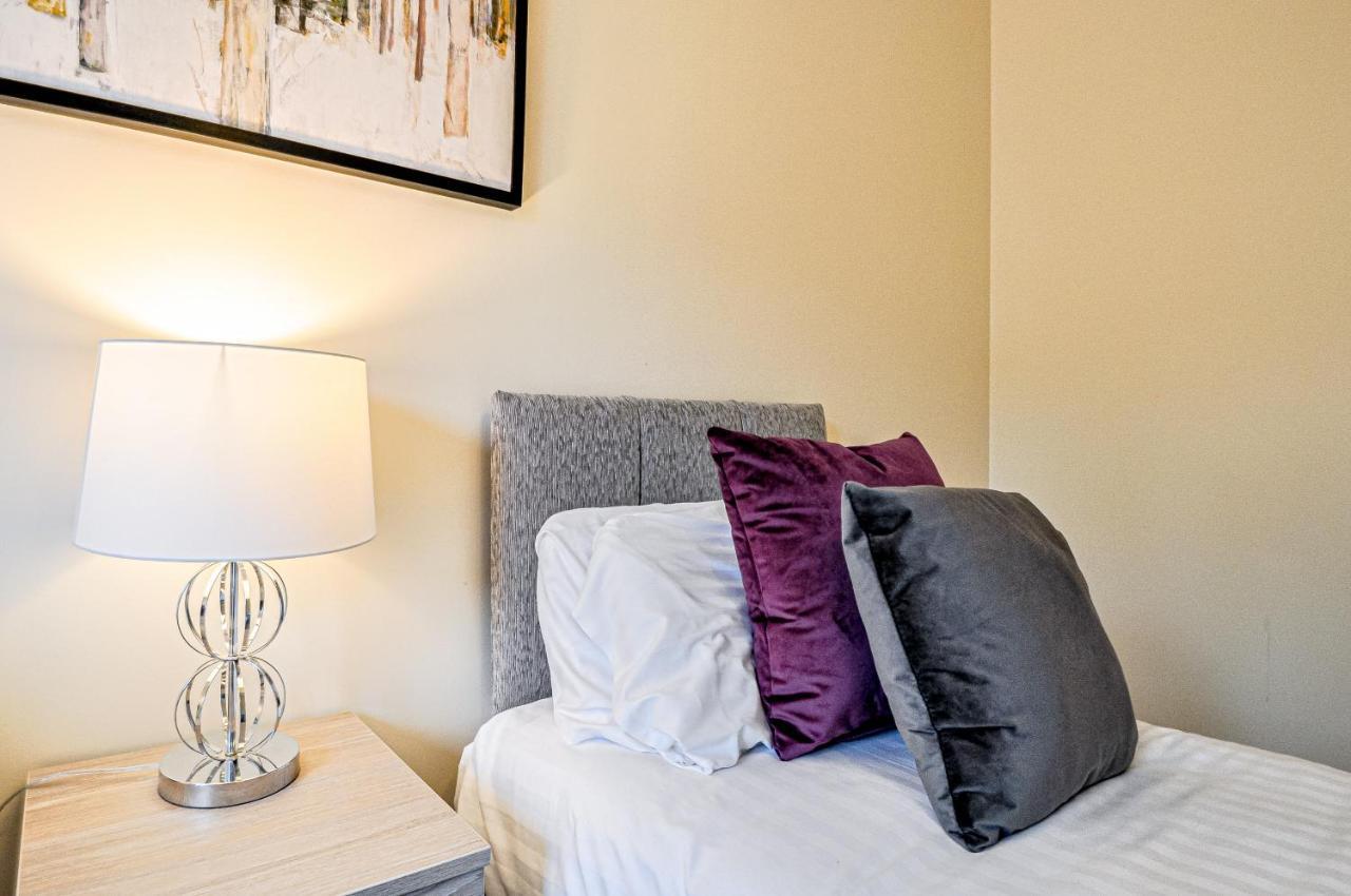 Kings Quarter - Four Bed Apartment - #0202 Μεϊντενχέντ Εξωτερικό φωτογραφία